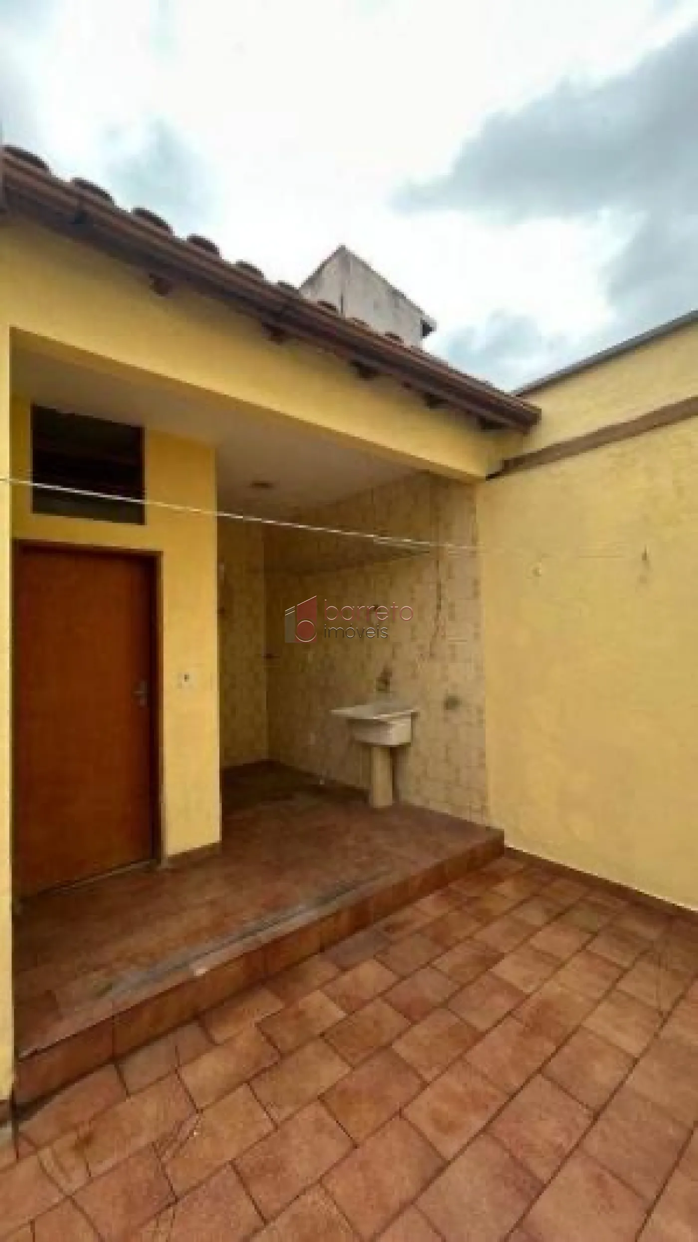 CASA COM 03 QUARTOS À VENDA NA VILA ARGOS – JUNDIAÍ/SP