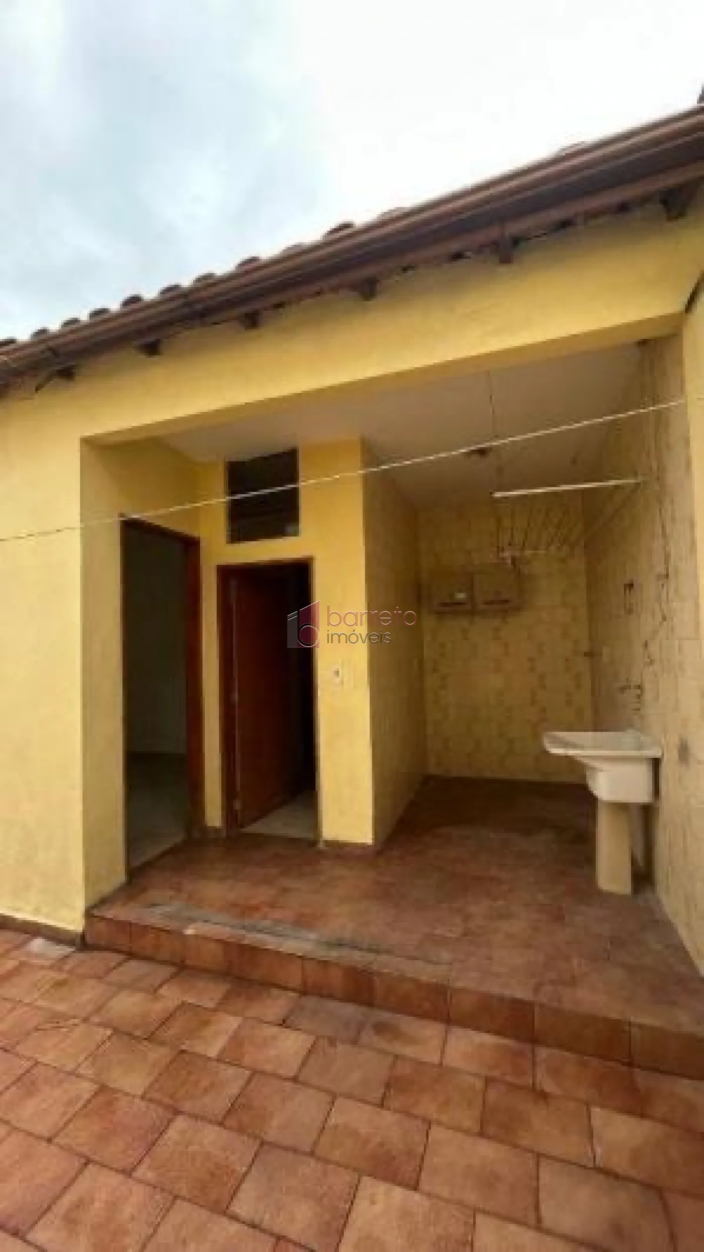 CASA COM 03 QUARTOS À VENDA NA VILA ARGOS – JUNDIAÍ/SP