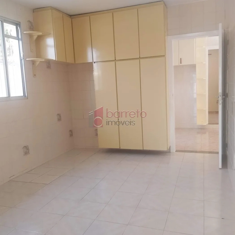 SOBRADO COM EDÍCULA PARA VENDA NO BAIRRO VILA SANTANA II – JUNDIAÍ/SP