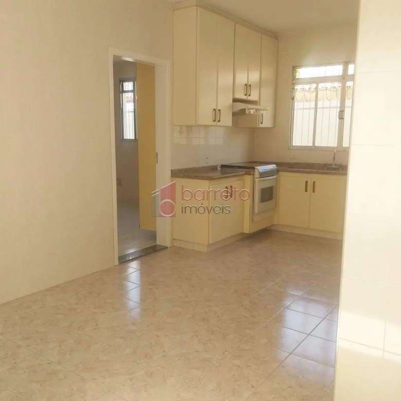 SOBRADO COM EDÍCULA PARA VENDA NO BAIRRO VILA SANTANA II – JUNDIAÍ/SP