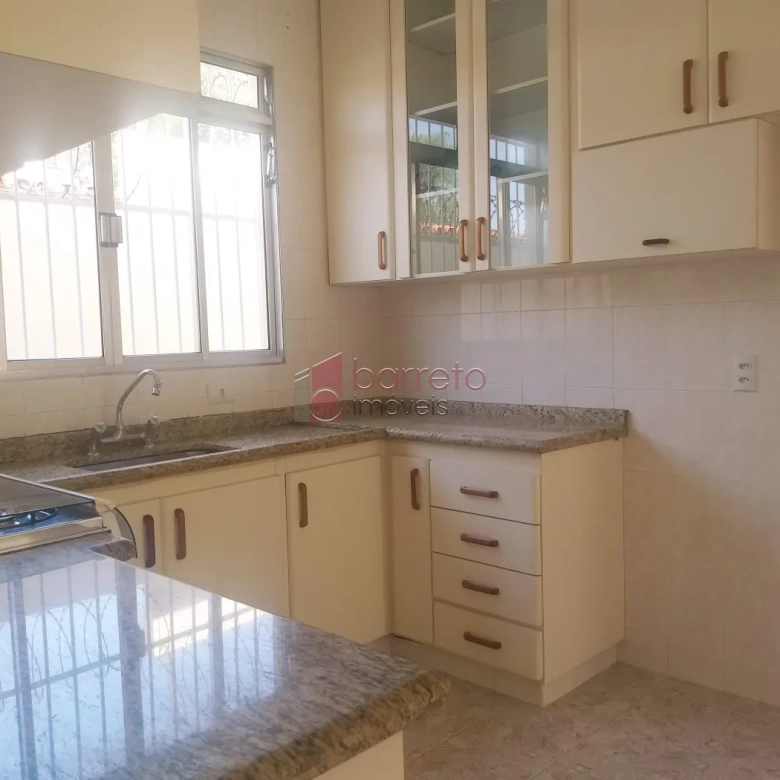 SOBRADO COM EDÍCULA PARA VENDA NO BAIRRO VILA SANTANA II – JUNDIAÍ/SP