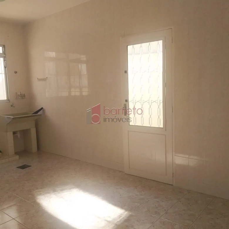SOBRADO COM EDÍCULA PARA VENDA NO BAIRRO VILA SANTANA II – JUNDIAÍ/SP
