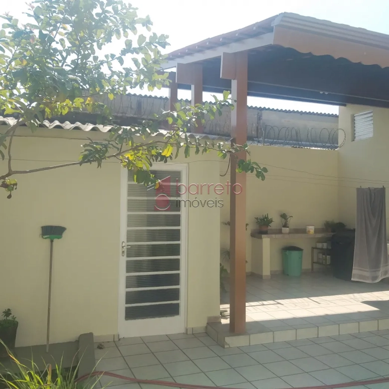 SOBRADO COM EDÍCULA PARA VENDA NO BAIRRO VILA SANTANA II – JUNDIAÍ/SP