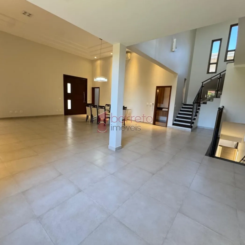 CASA À VENDA NO CONDOMÍNIO PORTAL DO PARAISO 1 – JUNDIAÍ/SP
