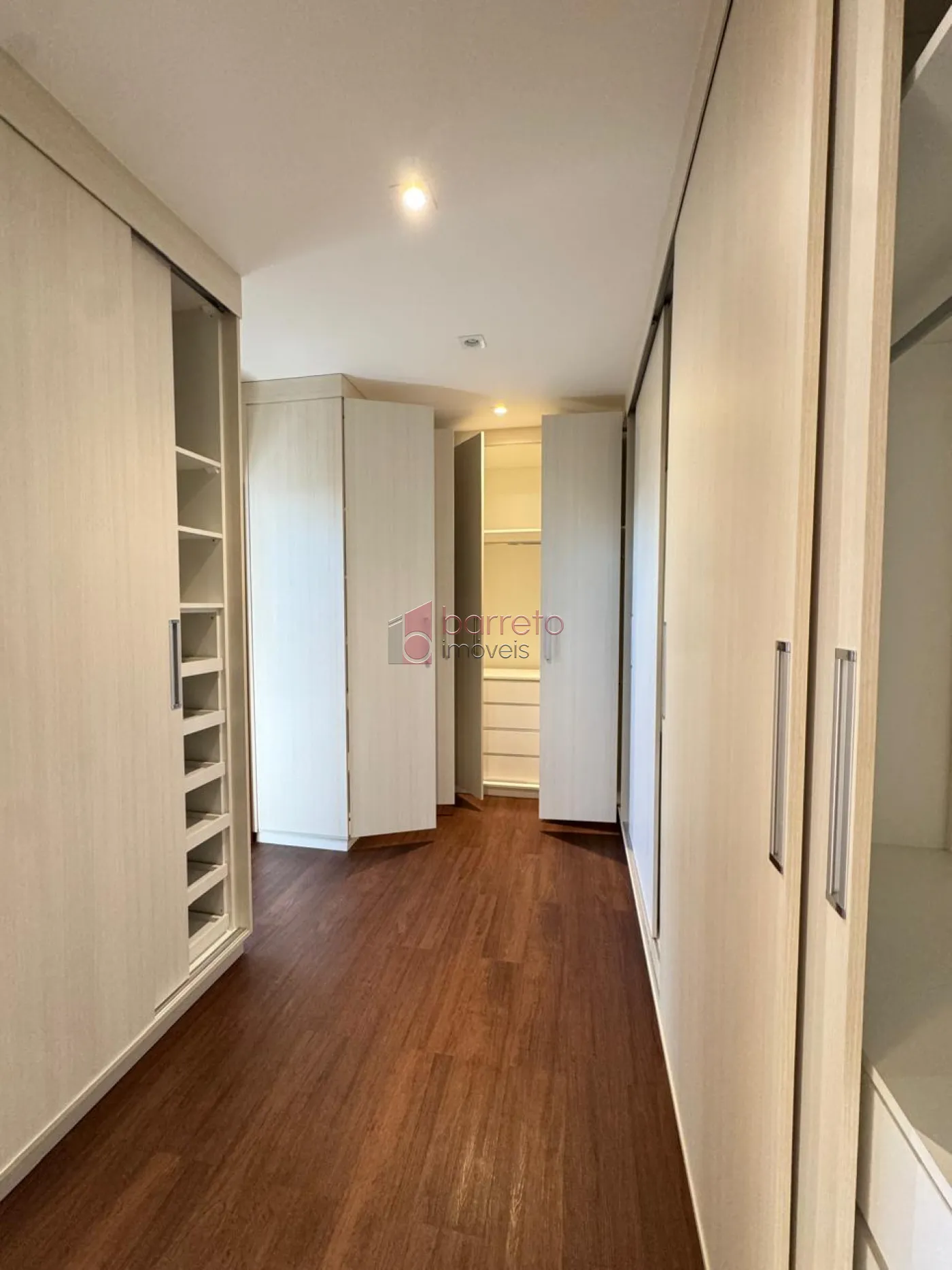 CASA À VENDA NO CONDOMÍNIO PORTAL DO PARAISO 1 – JUNDIAÍ/SP