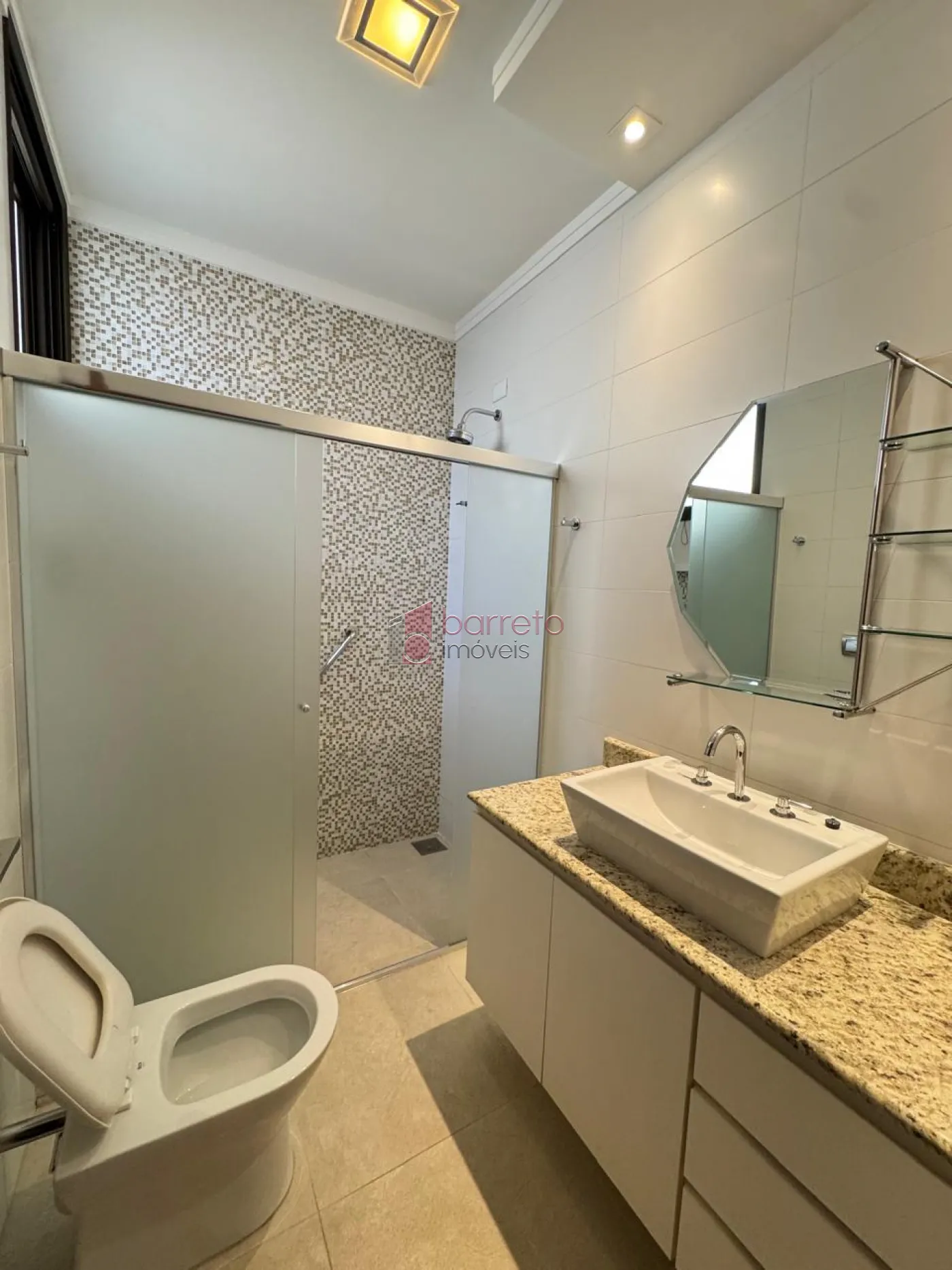 CASA À VENDA NO CONDOMÍNIO PORTAL DO PARAISO 1 – JUNDIAÍ/SP