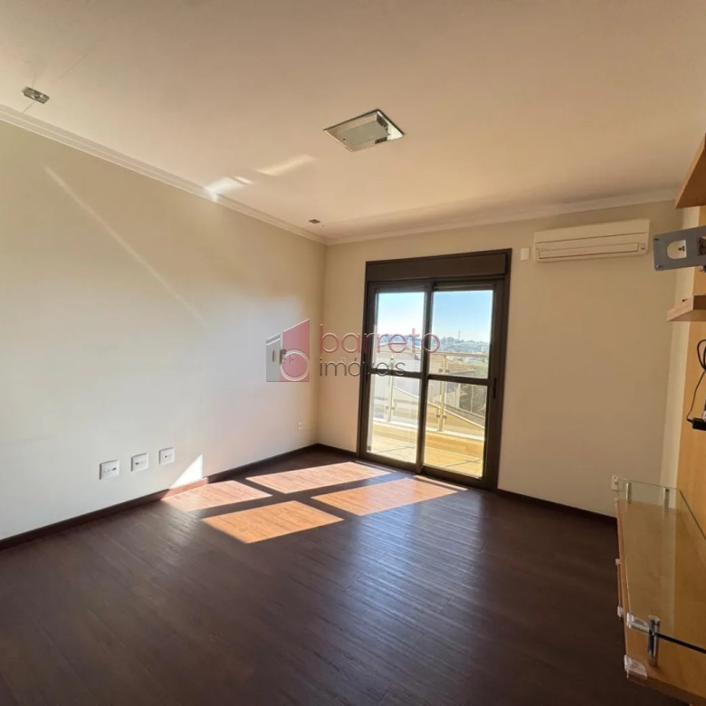 CASA À VENDA NO CONDOMÍNIO PORTAL DO PARAISO 1 – JUNDIAÍ/SP