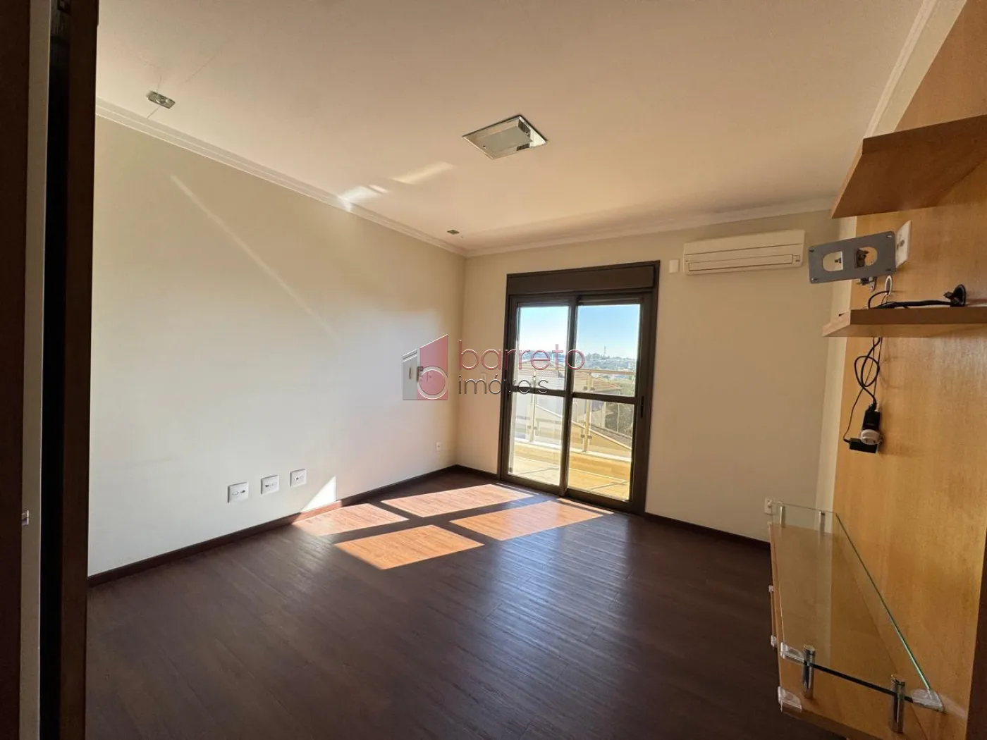 CASA À VENDA NO CONDOMÍNIO PORTAL DO PARAISO 1 – JUNDIAÍ/SP