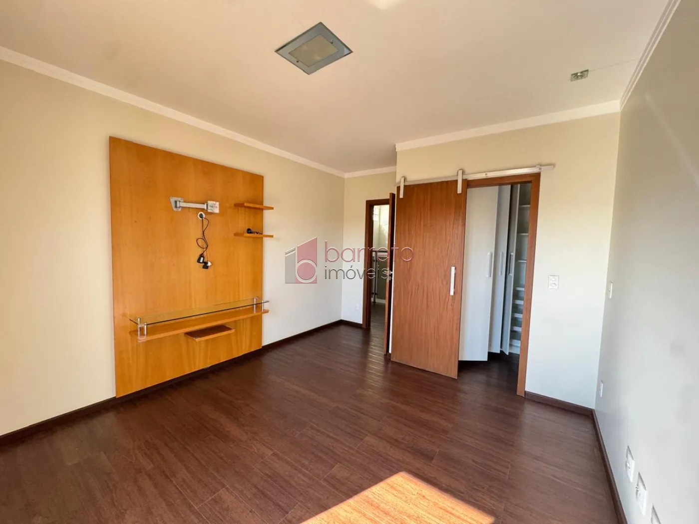 CASA À VENDA NO CONDOMÍNIO PORTAL DO PARAISO 1 – JUNDIAÍ/SP