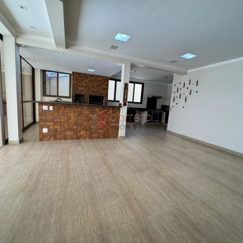 CASA À VENDA NO CONDOMÍNIO PORTAL DO PARAISO 1 – JUNDIAÍ/SP