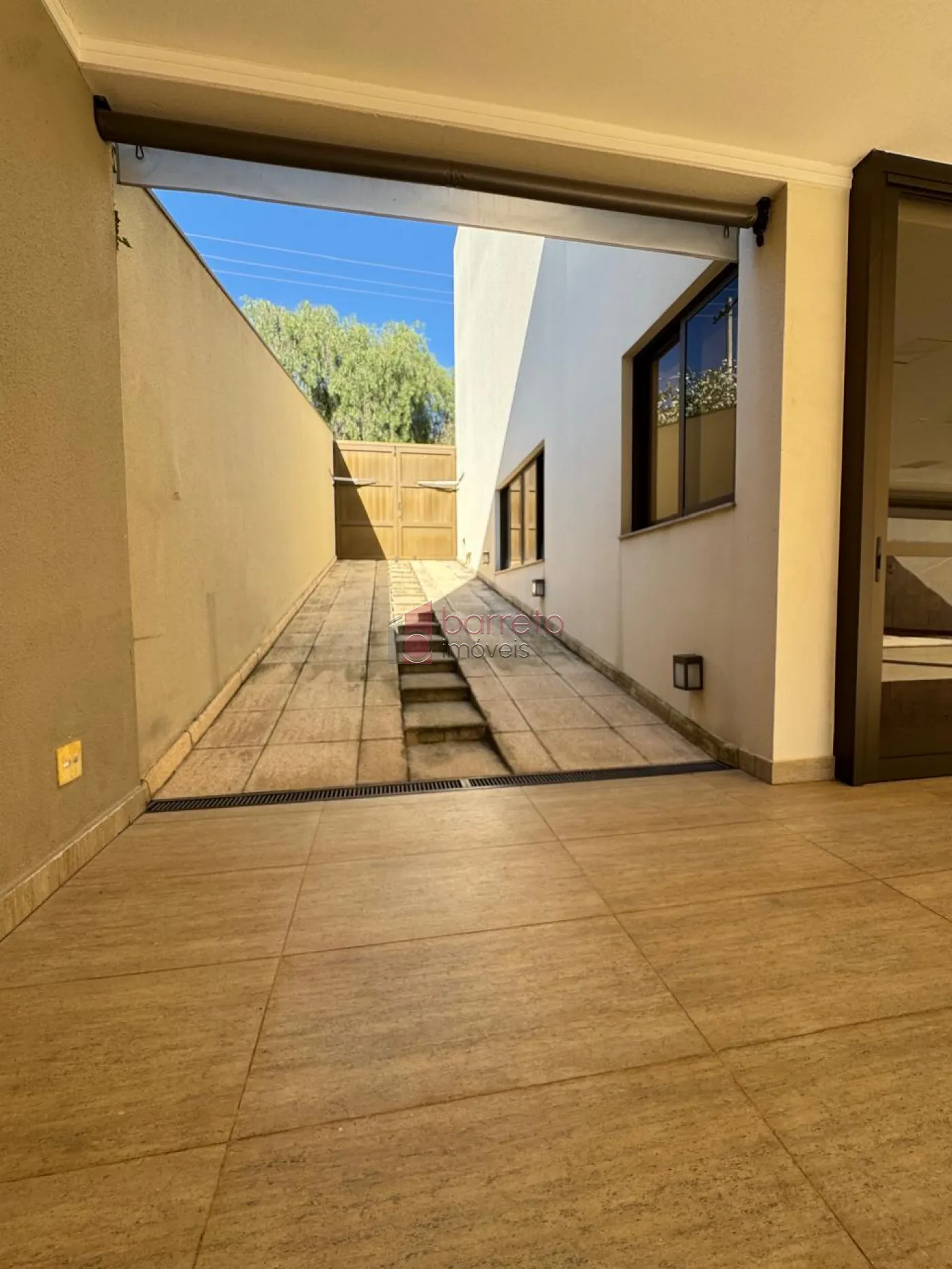 CASA À VENDA NO CONDOMÍNIO PORTAL DO PARAISO 1 – JUNDIAÍ/SP
