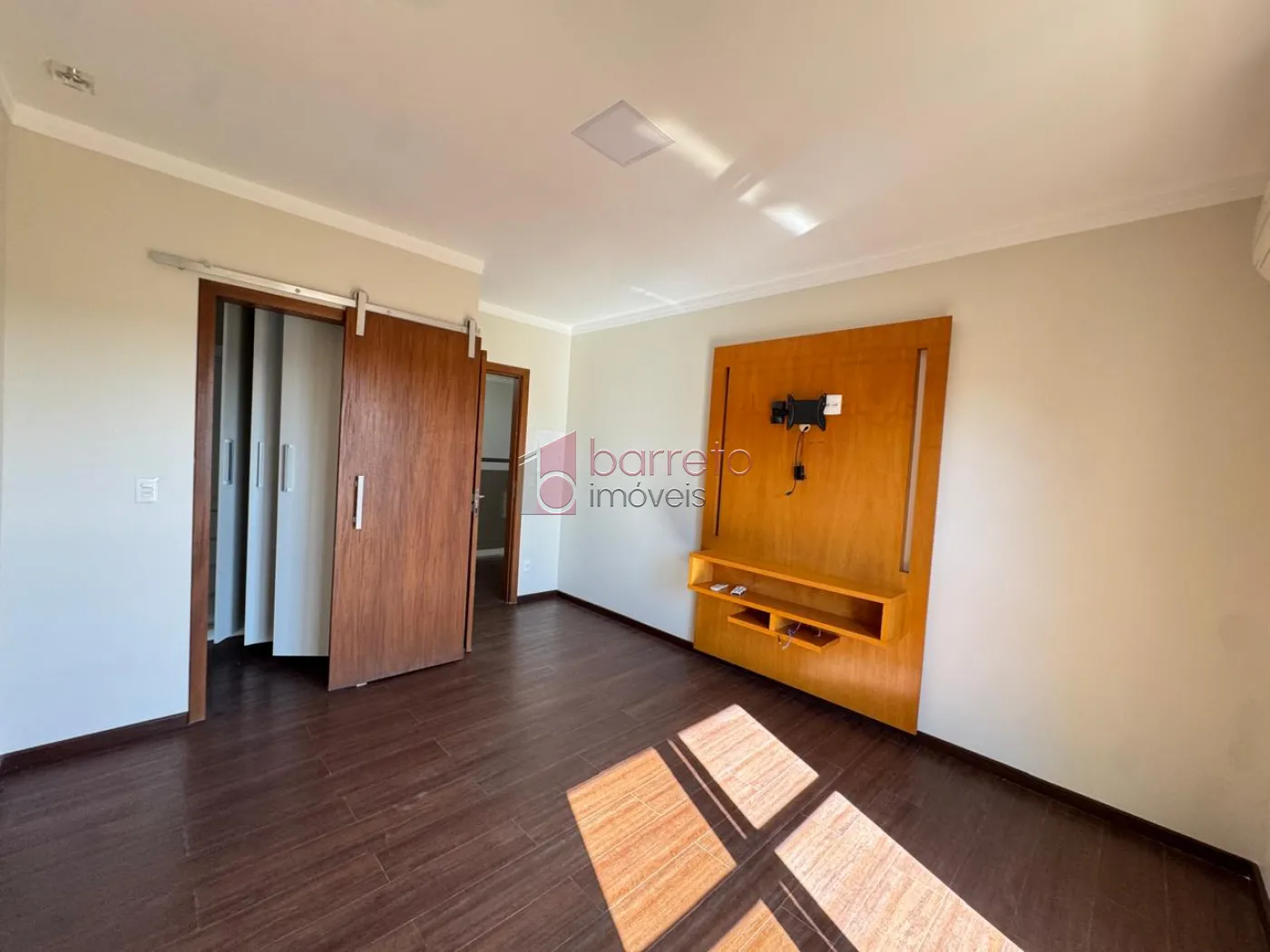 CASA À VENDA NO CONDOMÍNIO PORTAL DO PARAISO 1 – JUNDIAÍ/SP