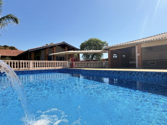 CHÁCARA À VENDA – 03 QUARTOS – VALE DOS CEBRANTES – JUNDIAÍ/SP