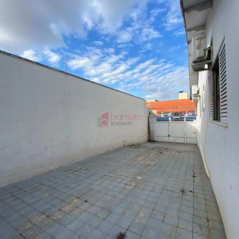 CASA COMERCIAL PARA LOCAÇÃO OU VENDA NO VILA ARENS II – JUNDIAÍ/SP