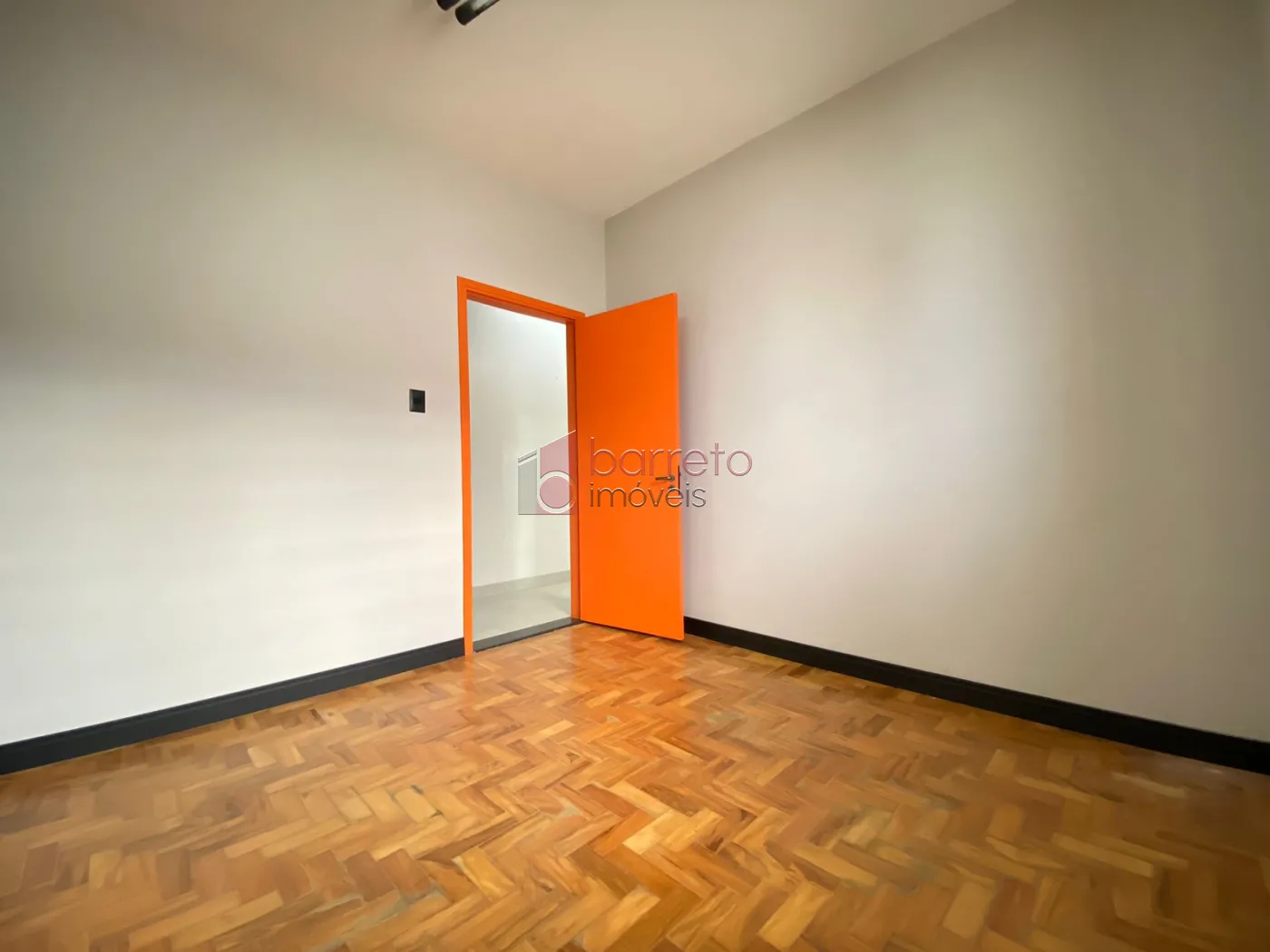 CASA COMERCIAL PARA LOCAÇÃO OU VENDA NO VILA ARENS II – JUNDIAÍ/SP