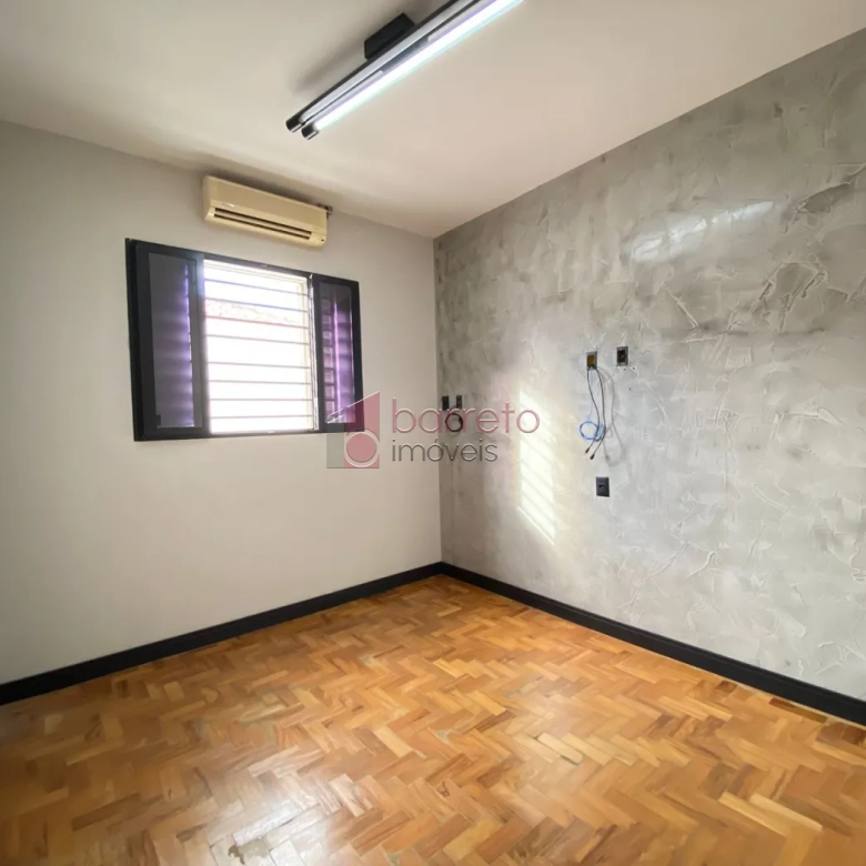 CASA COMERCIAL PARA LOCAÇÃO OU VENDA NO VILA ARENS II – JUNDIAÍ/SP