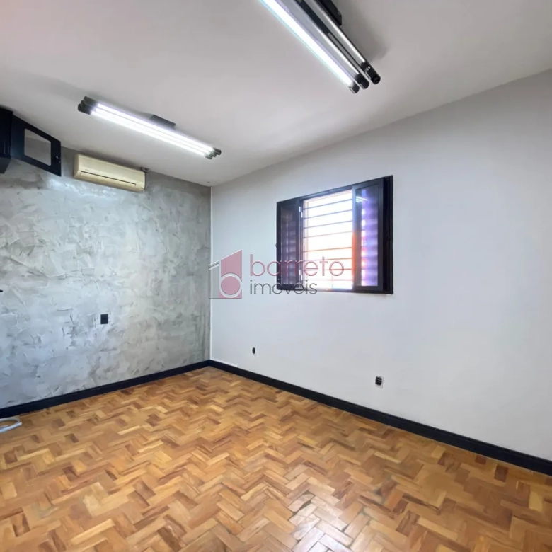CASA COMERCIAL PARA LOCAÇÃO OU VENDA NO VILA ARENS II – JUNDIAÍ/SP