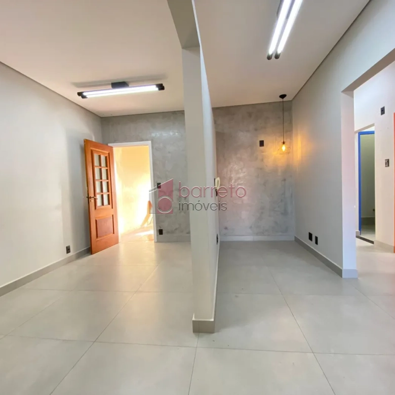 CASA COMERCIAL PARA LOCAÇÃO OU VENDA NO VILA ARENS II – JUNDIAÍ/SP