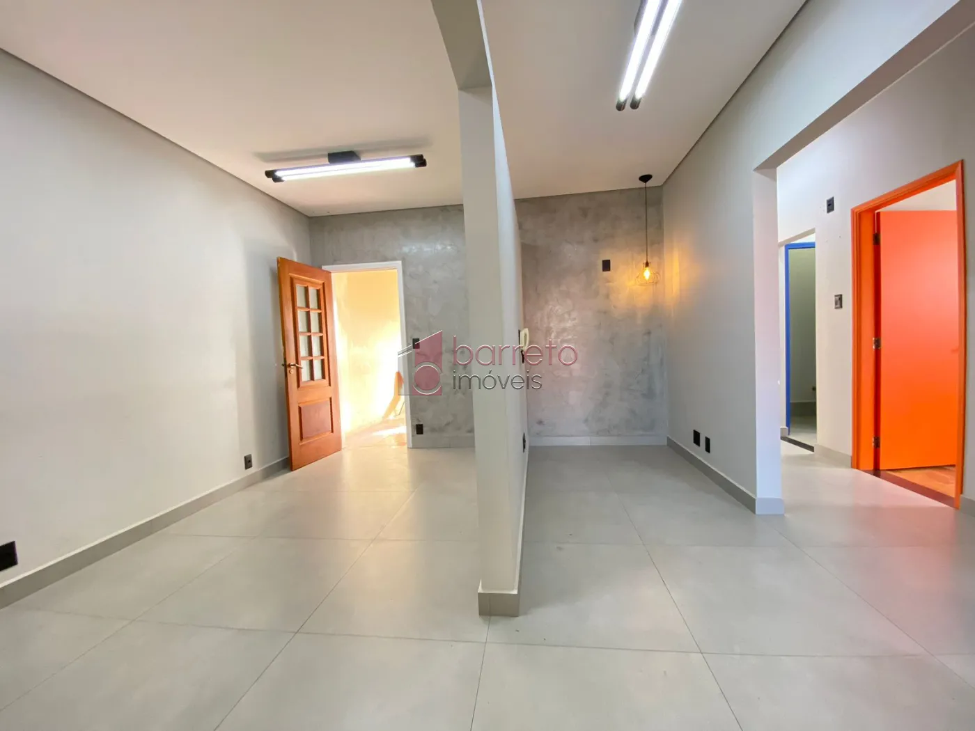 CASA COMERCIAL PARA LOCAÇÃO OU VENDA NO VILA ARENS II – JUNDIAÍ/SP