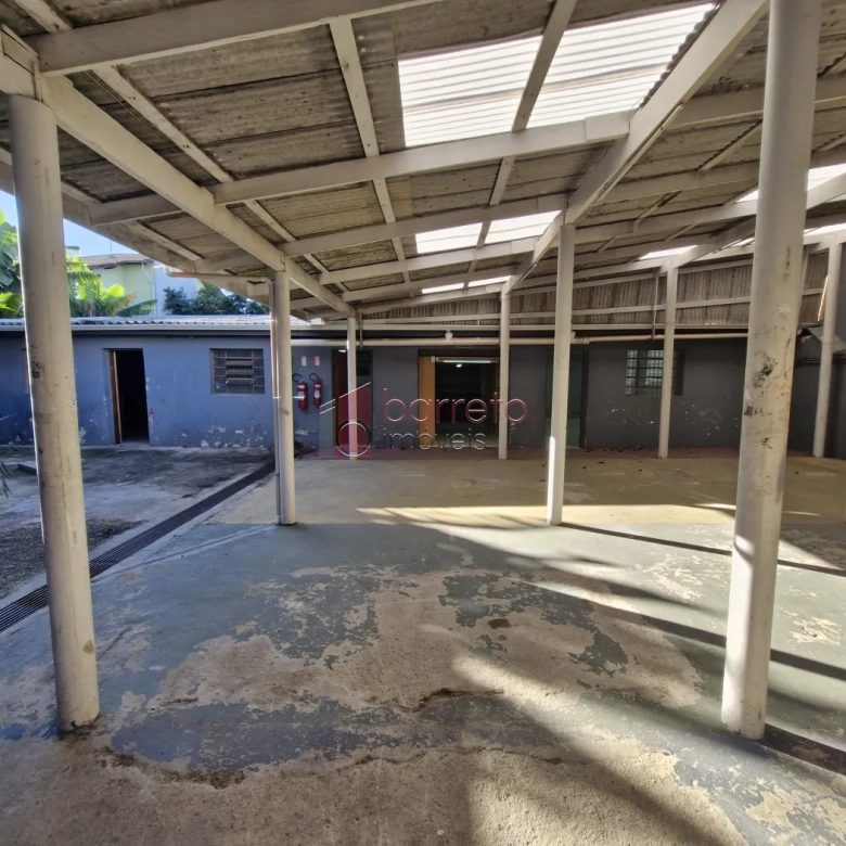 GALPÃO COMERCIAL PARA VENDA E LOCAÇÃO NO AGAPEAMA – JUNDIAÍ/SP