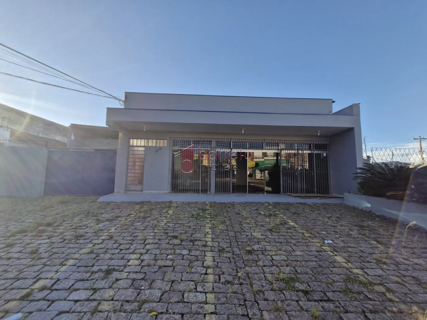 GALPÃO COMERCIAL PARA VENDA E LOCAÇÃO NO AGAPEAMA – JUNDIAÍ/SP