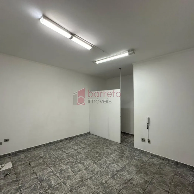 PRÉDIO COMERCIAL COM LOJA + 5 SALAS À VENDA NO CENTRO – JUNDIAÍ/SP