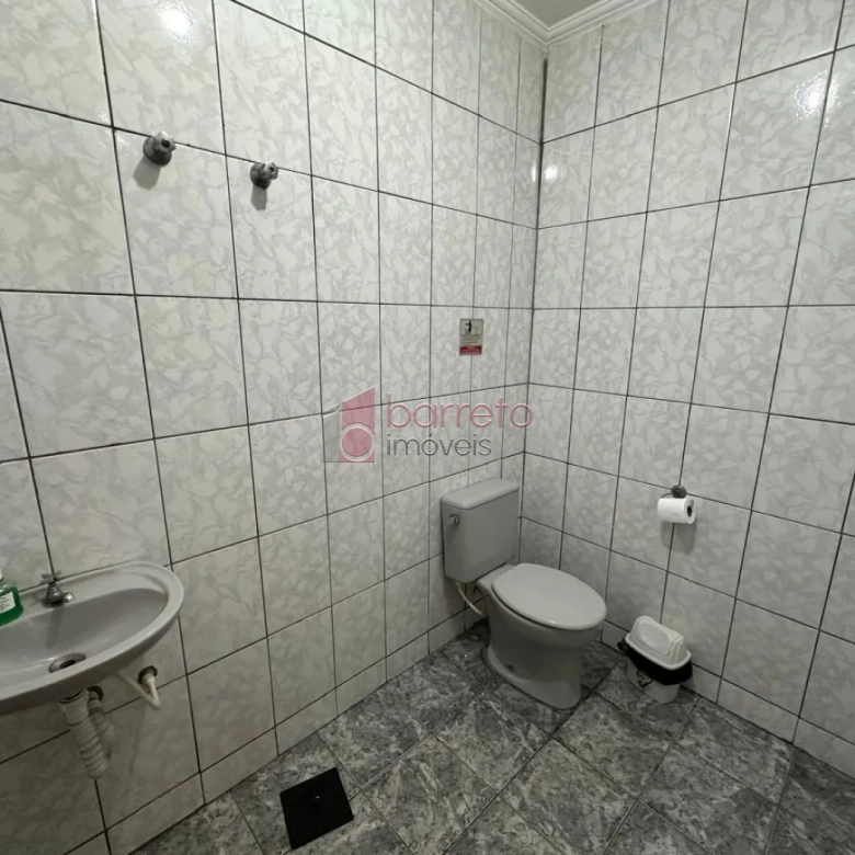 PRÉDIO COMERCIAL COM LOJA + 5 SALAS À VENDA NO CENTRO – JUNDIAÍ/SP