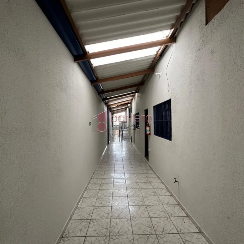 PRÉDIO COMERCIAL COM LOJA + 5 SALAS À VENDA NO CENTRO – JUNDIAÍ/SP