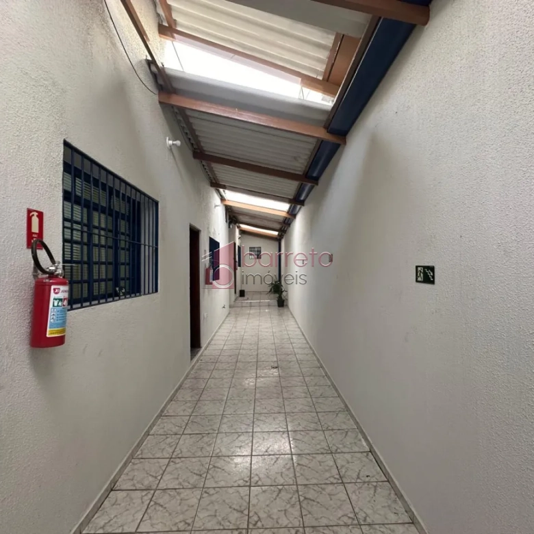 PRÉDIO COMERCIAL COM LOJA + 5 SALAS À VENDA NO CENTRO – JUNDIAÍ/SP