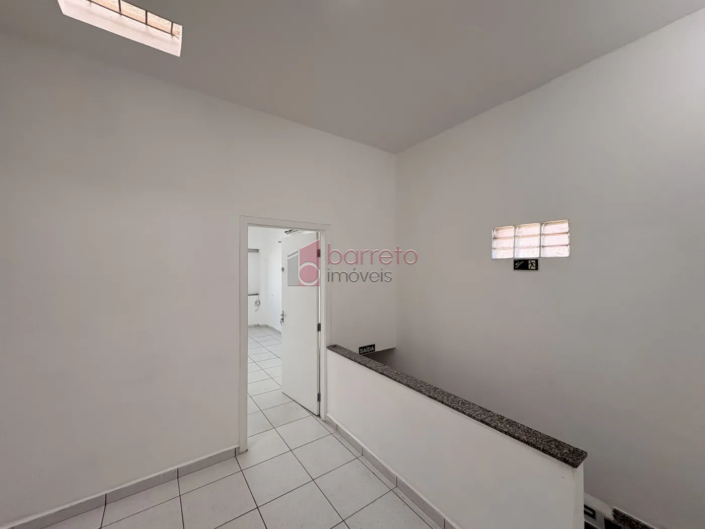 SALA COMERCIAL PARA LOCAÇÃO NO CENTRO – JUNDIAÍ/SP