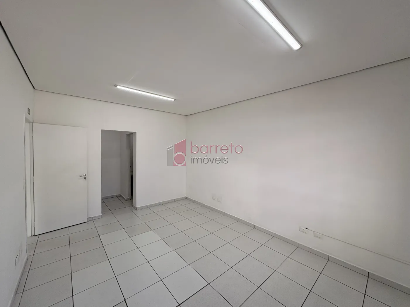 SALA COMERCIAL PARA LOCAÇÃO NO CENTRO – JUNDIAÍ/SP