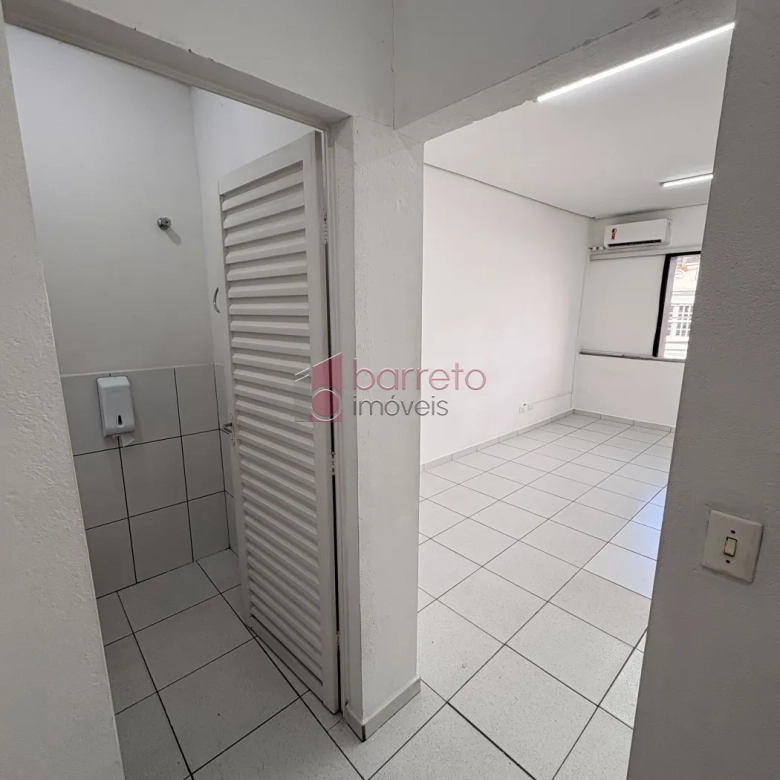 SALA COMERCIAL PARA LOCAÇÃO NO CENTRO – JUNDIAÍ/SP