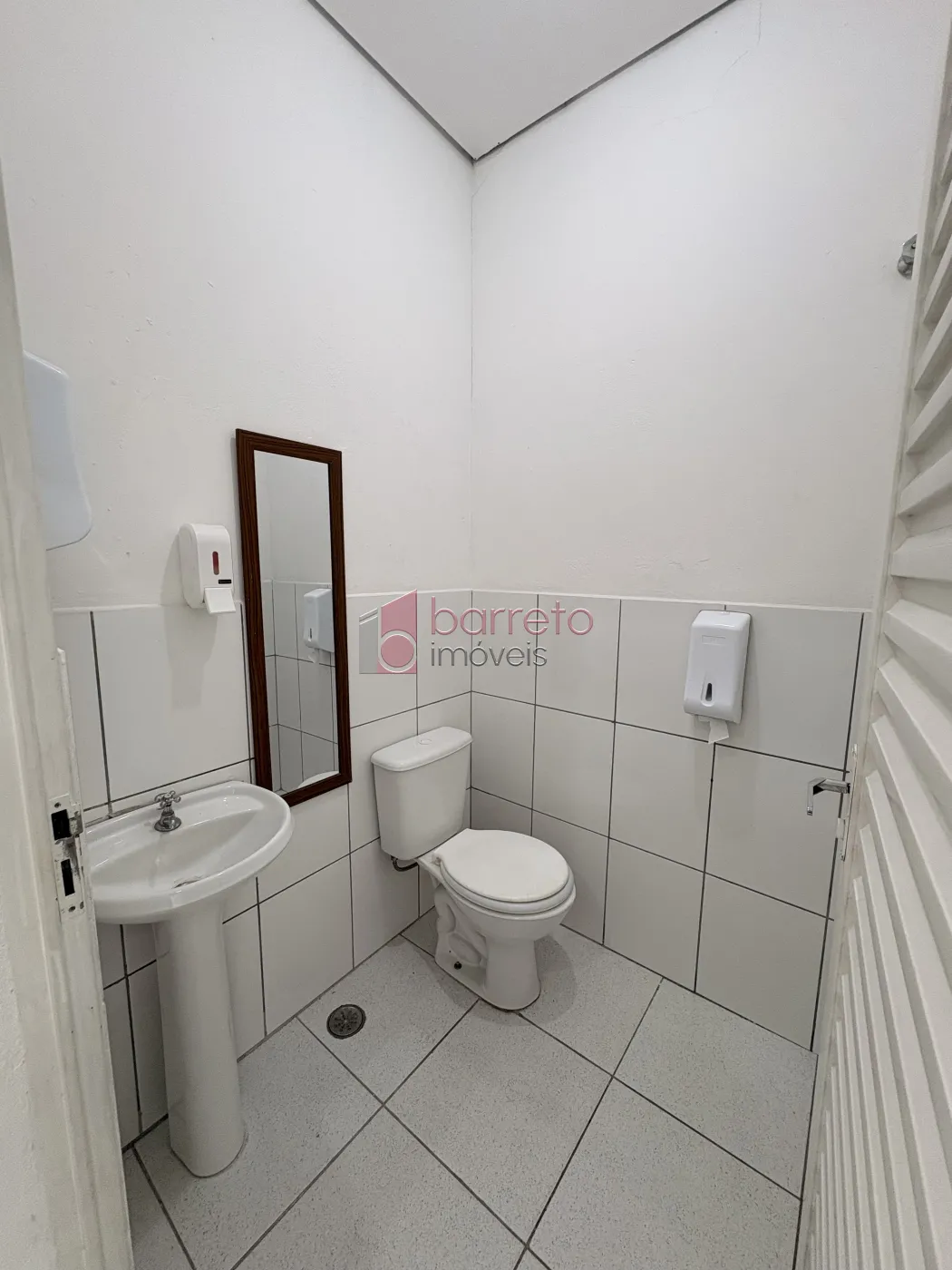 SALA COMERCIAL PARA LOCAÇÃO NO CENTRO – JUNDIAÍ/SP