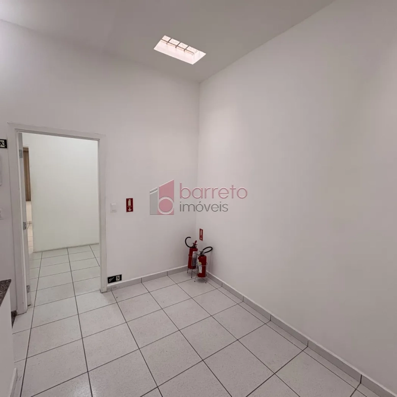 SALA COMERCIAL PARA LOCAÇÃO NO CENTRO – JUNDIAÍ/SP