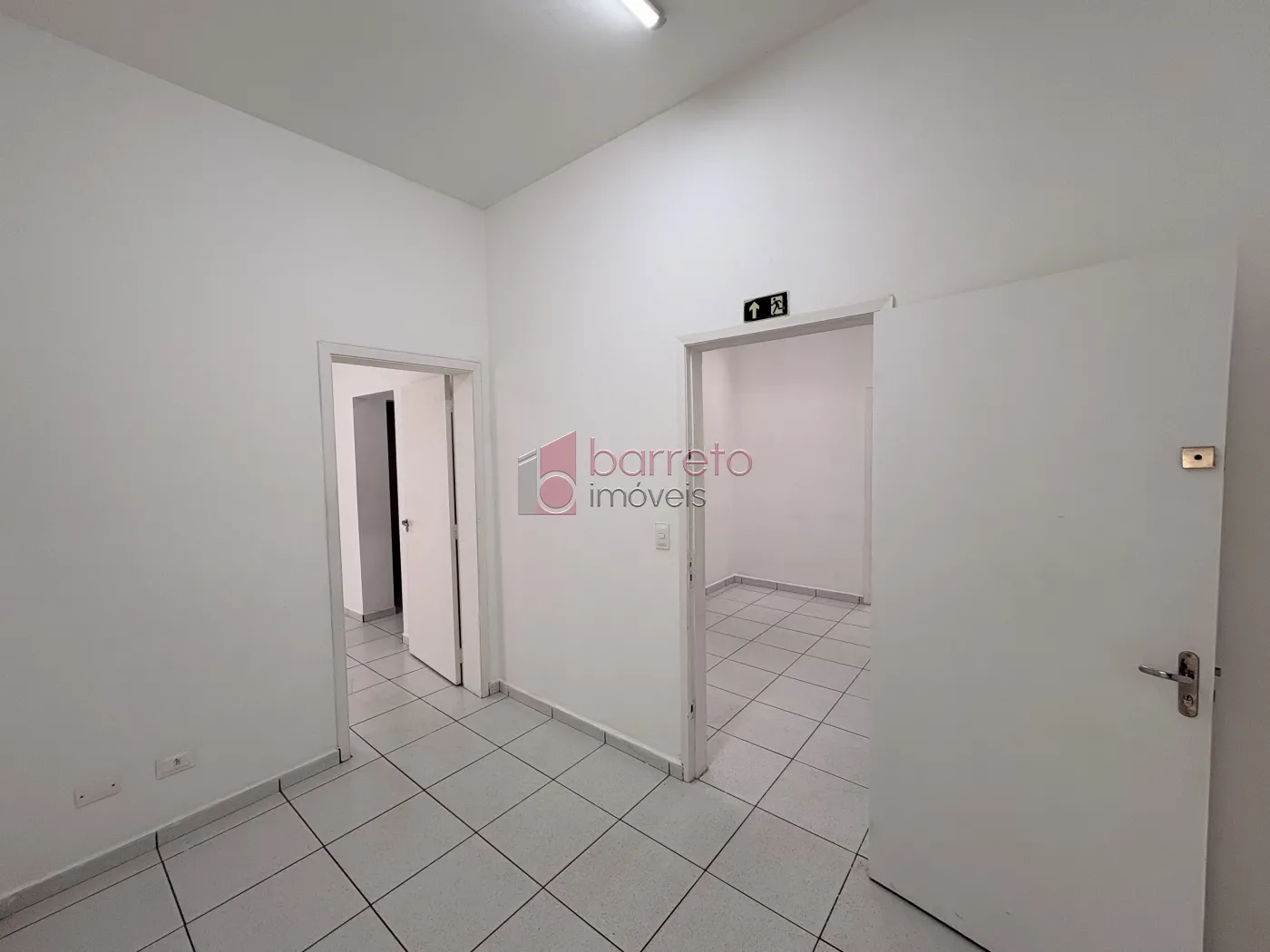 SALA COMERCIAL PARA LOCAÇÃO NO CENTRO – JUNDIAÍ/SP