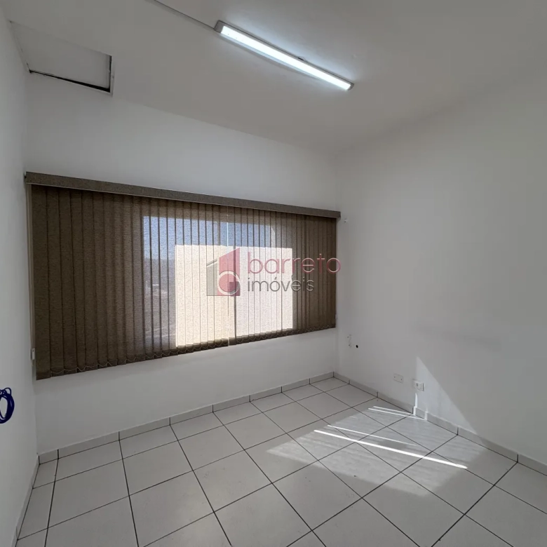 SALA COMERCIAL PARA LOCAÇÃO NO CENTRO – JUNDIAÍ/SP