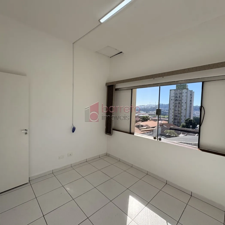 SALA COMERCIAL PARA LOCAÇÃO NO CENTRO – JUNDIAÍ/SP