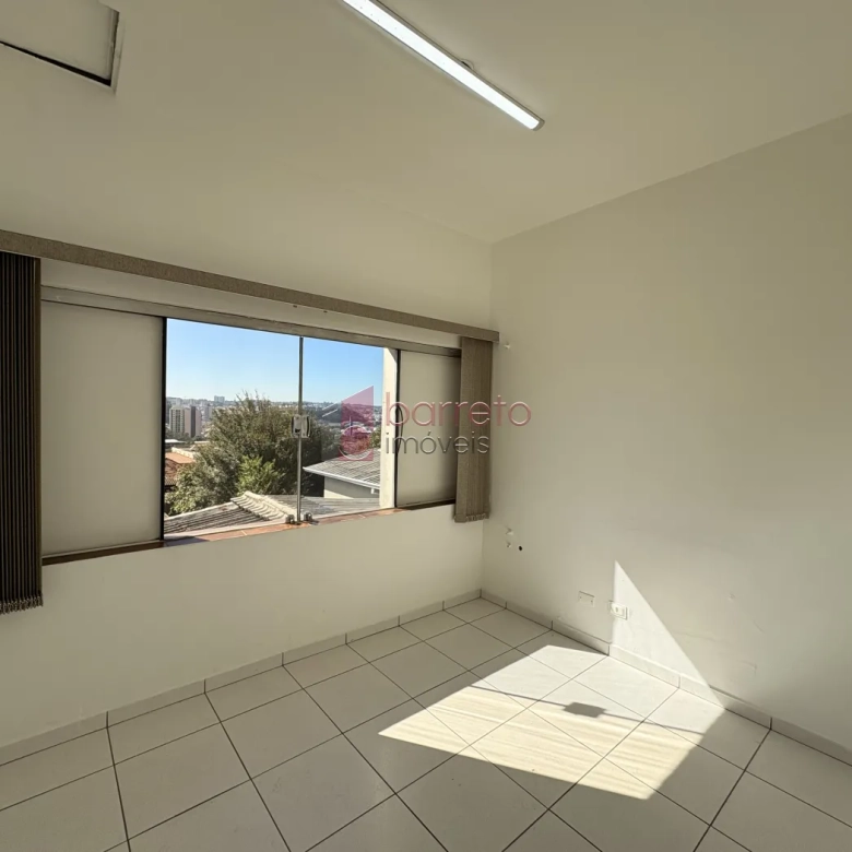 SALA COMERCIAL PARA LOCAÇÃO NO CENTRO – JUNDIAÍ/SP