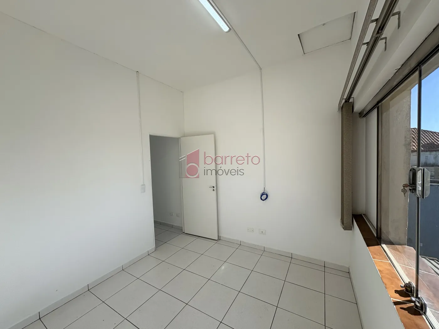 SALA COMERCIAL PARA LOCAÇÃO NO CENTRO – JUNDIAÍ/SP