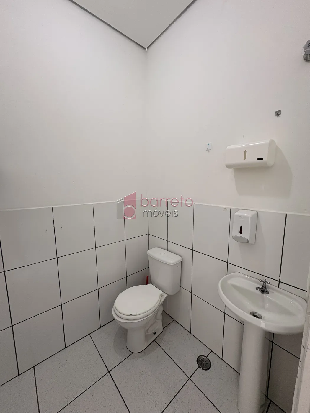 SALA COMERCIAL PARA LOCAÇÃO NO CENTRO – JUNDIAÍ/SP