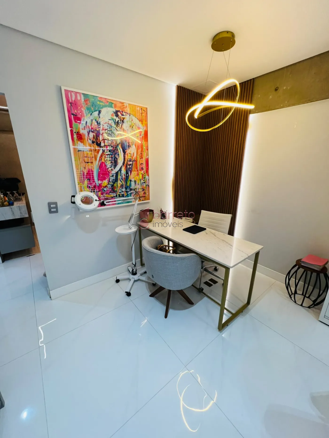 SALA COMERCIAL COM AREA COMUM COMPARTILHADA COM SALA 2 MOBILIADA PARA LOCAÇÃO NO CONDOMÍNIO NINO PLAZA – JUNDIAÍ/SP
