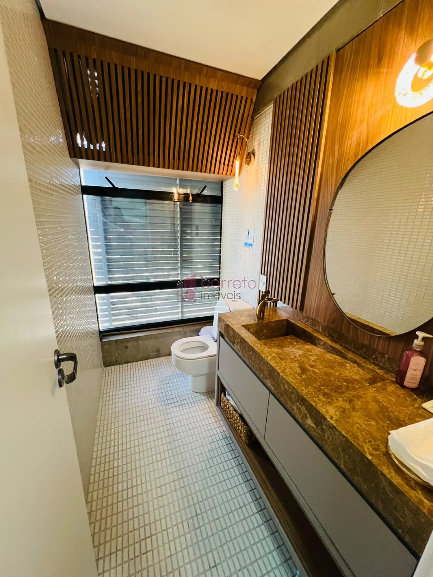 SALA COMERCIAL COM AREA COMUM COMPARTILHADA COM SALA 2 MOBILIADA PARA LOCAÇÃO NO CONDOMÍNIO NINO PLAZA – JUNDIAÍ/SP