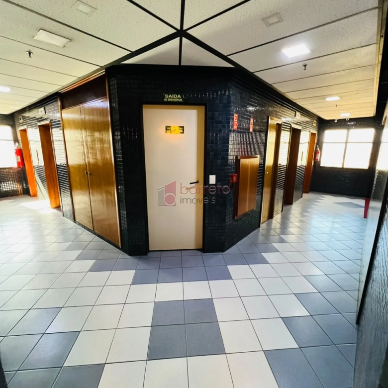 SALA COMERCIAL COM AREA COMUM COMPARTILHADA COM SALA 2 MOBILIADA PARA LOCAÇÃO NO CONDOMÍNIO NINO PLAZA – JUNDIAÍ/SP