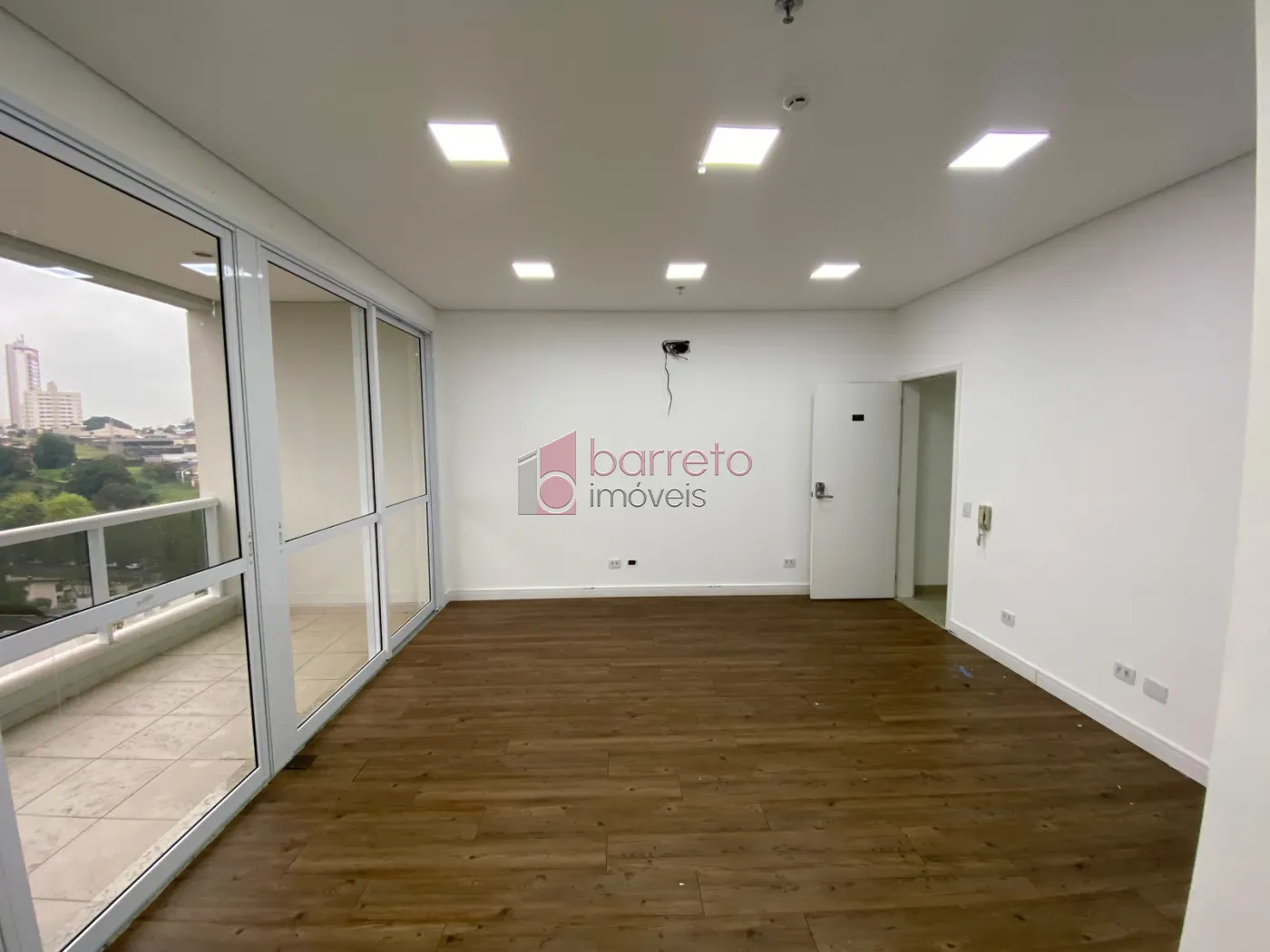 SALA COMERCIAL PARA LOCAÇÃO NO EDIFÍCIO NINE OFFICE BOUTIQUE – JUNDIAÍ/SP