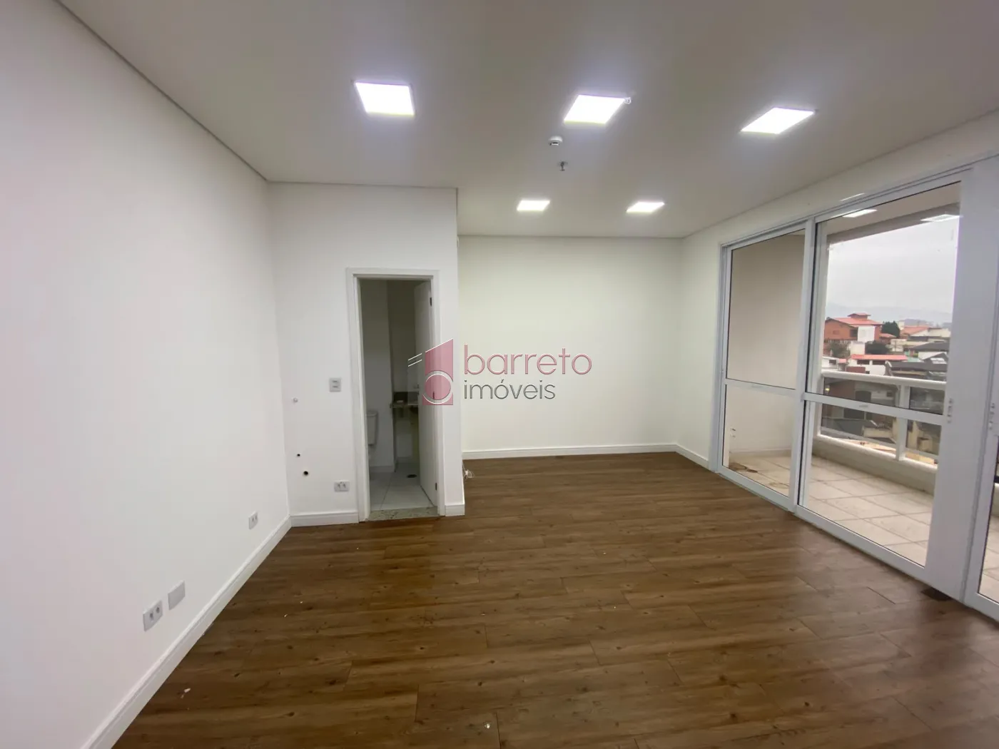 SALA COMERCIAL PARA LOCAÇÃO NO EDIFÍCIO NINE OFFICE BOUTIQUE – JUNDIAÍ/SP