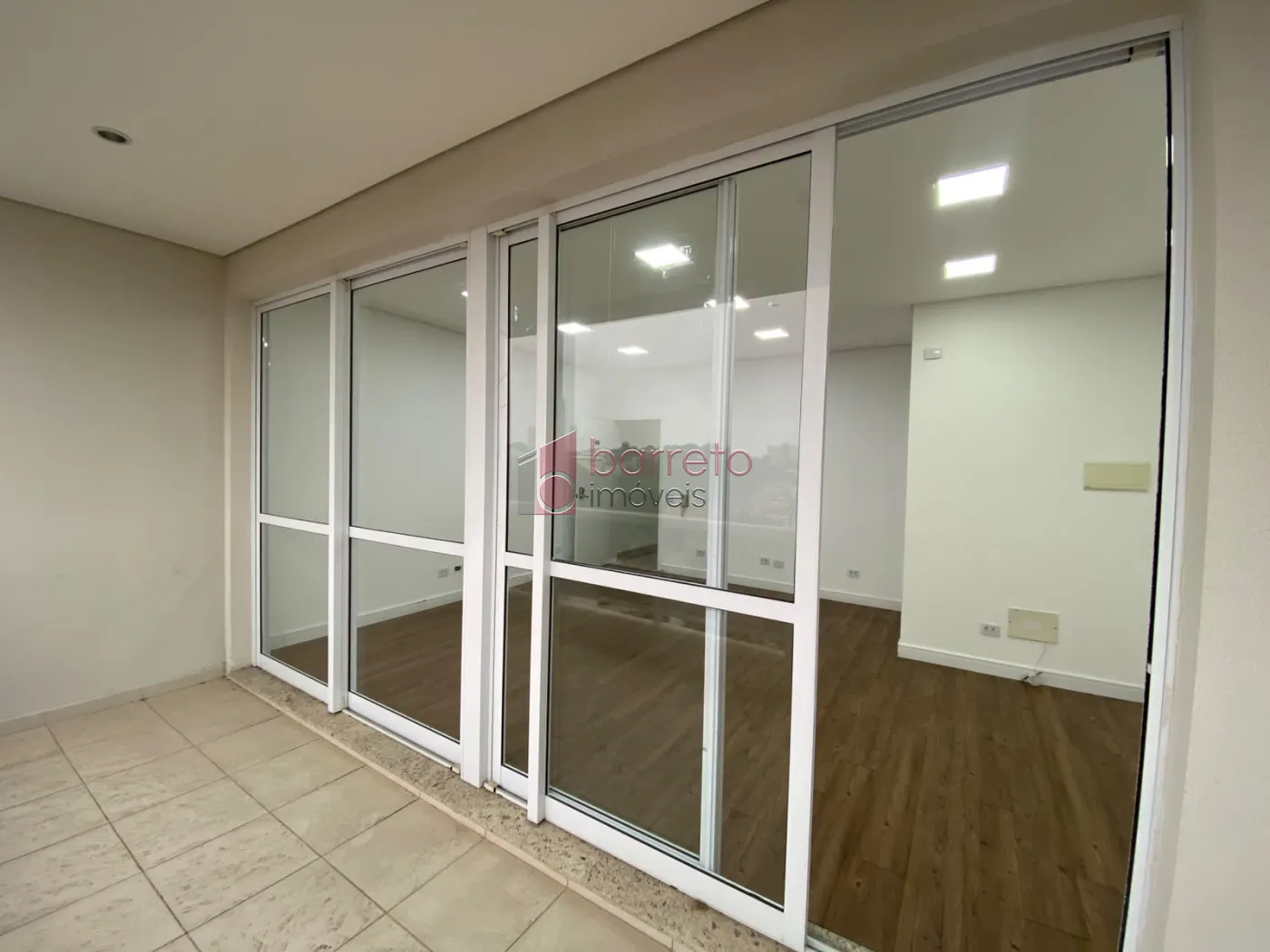 SALA COMERCIAL PARA LOCAÇÃO NO EDIFÍCIO NINE OFFICE BOUTIQUE – JUNDIAÍ/SP