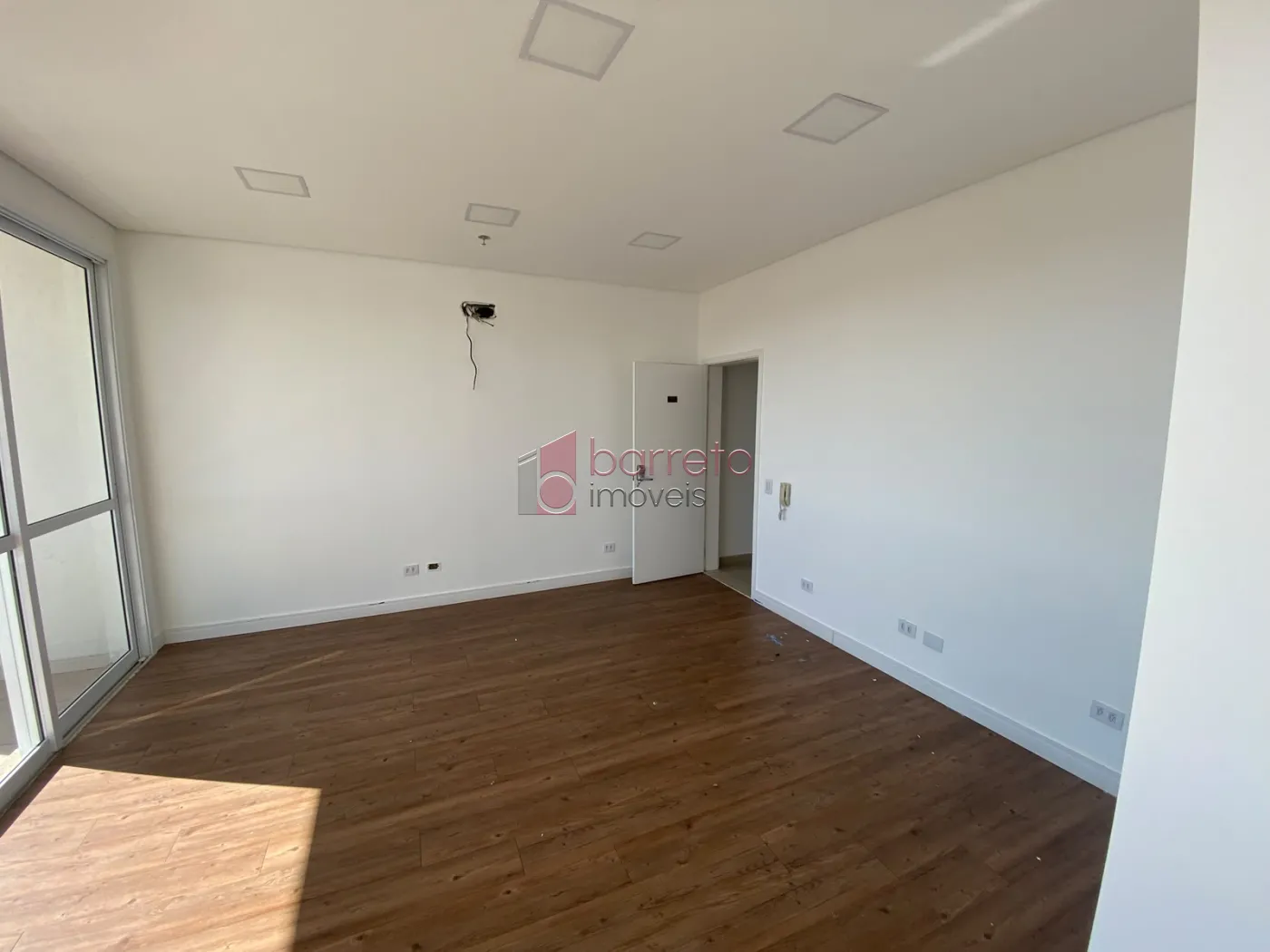 SALA COMERCIAL PARA LOCAÇÃO NO EDIFÍCIO NINE OFFICE BOUTIQUE – JUNDIAÍ/SP