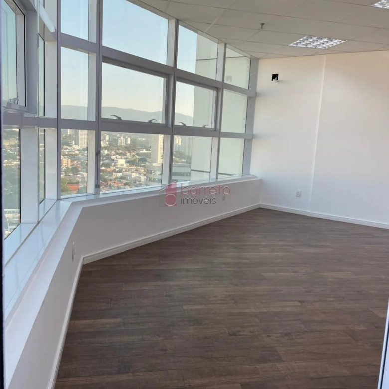 SALA COMERCIAL À VENDA NO CONDOMÍNIO GOLDEN OFFICE – JUNDIAÍ/SP
