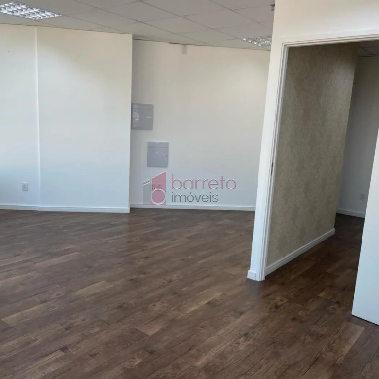 SALA COMERCIAL À VENDA NO CONDOMÍNIO GOLDEN OFFICE – JUNDIAÍ/SP