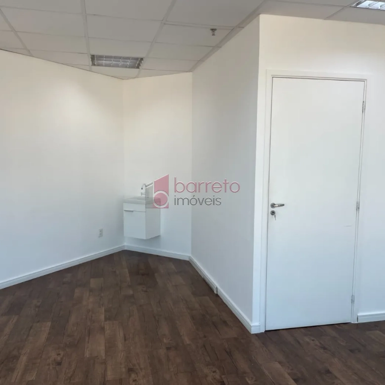 SALA COMERCIAL À VENDA NO CONDOMÍNIO GOLDEN OFFICE – JUNDIAÍ/SP